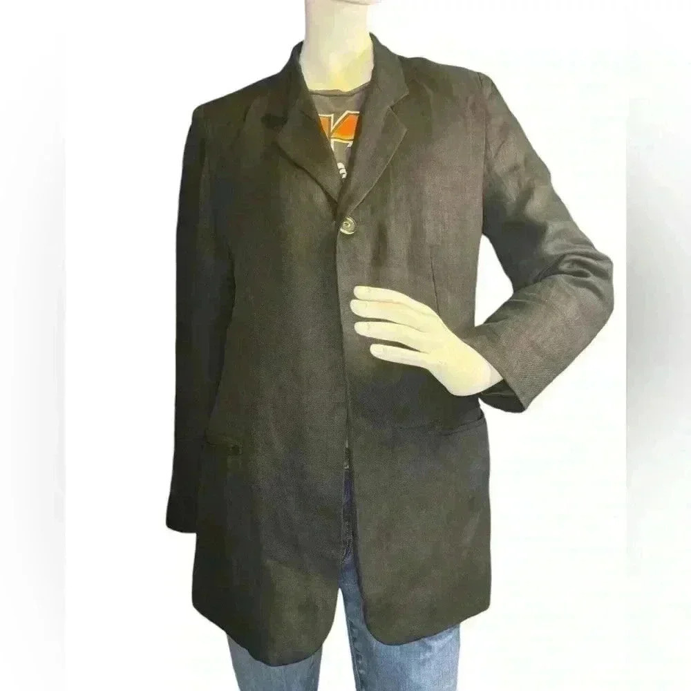 DT Edition cotton/blazer jacket in black color long sleeves.